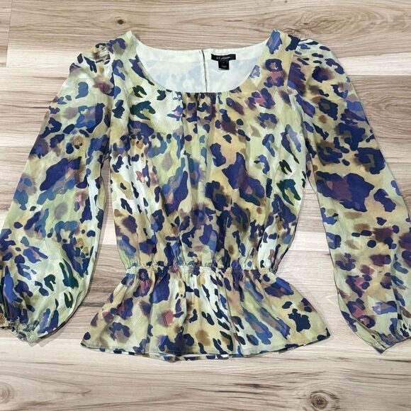 St. John Silk Blend Cinched Blouse Top Women’s 8 - Picture 1 of 3